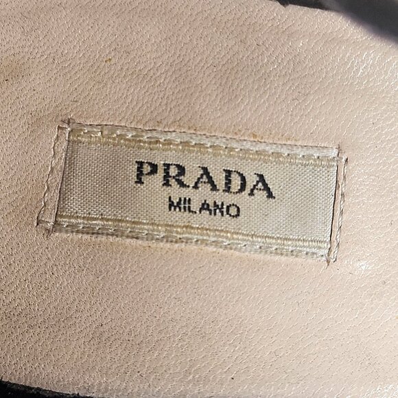 Prada Women Black Satin Heels 37 Minimalist Quiet Luxury Old Hollywood Glam - Picture 6 of 16